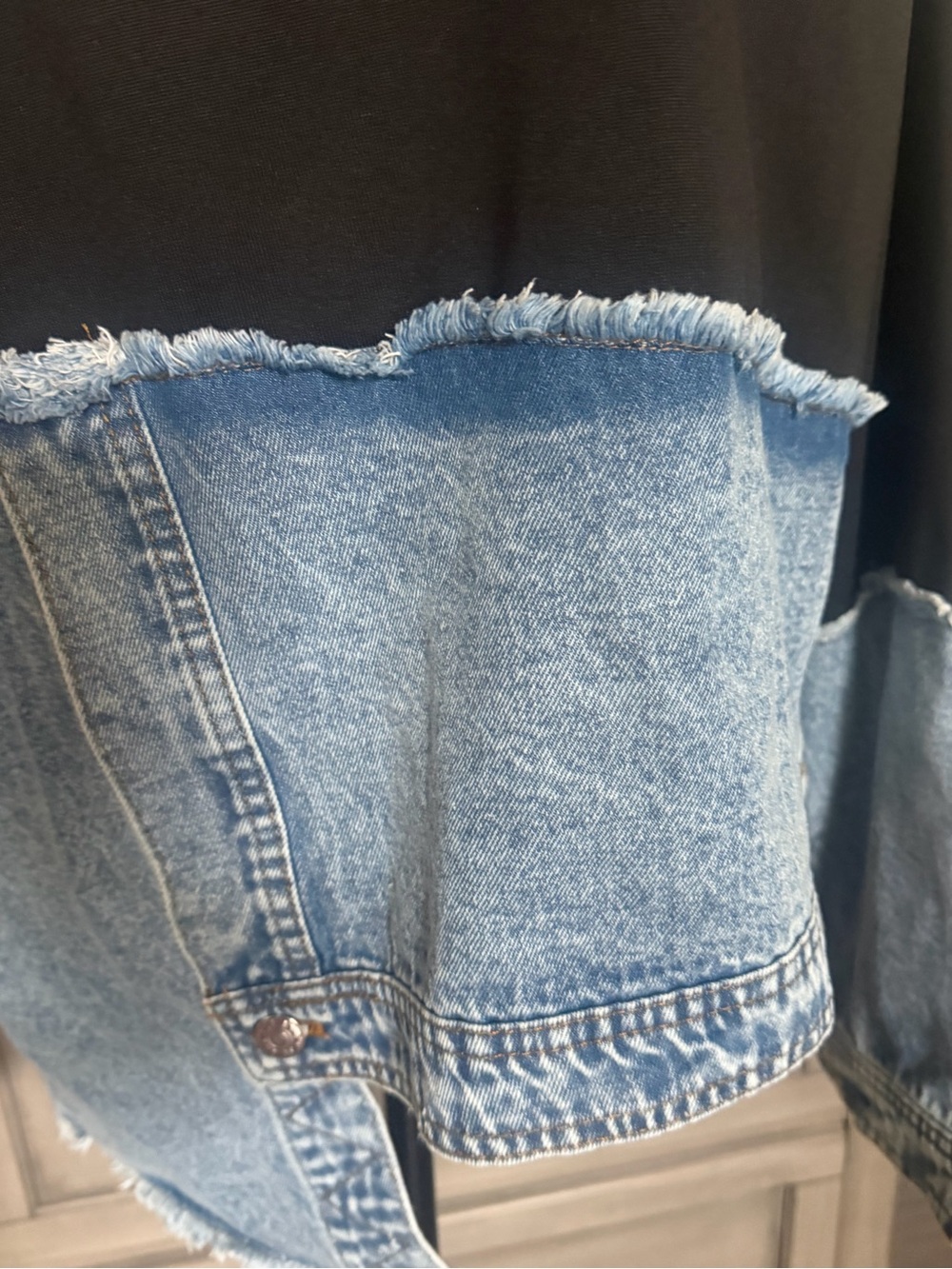 Women's Black & Denim Mixed-Media Pullover Top - Picture 4 of 6